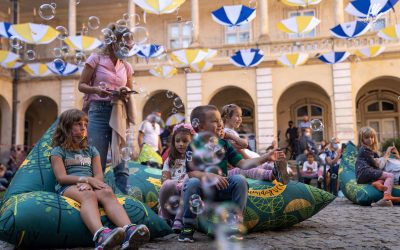 În weekend, centrul Clujului se transformă în scenă de teatru pentru copii. Programul WonderPuck 6