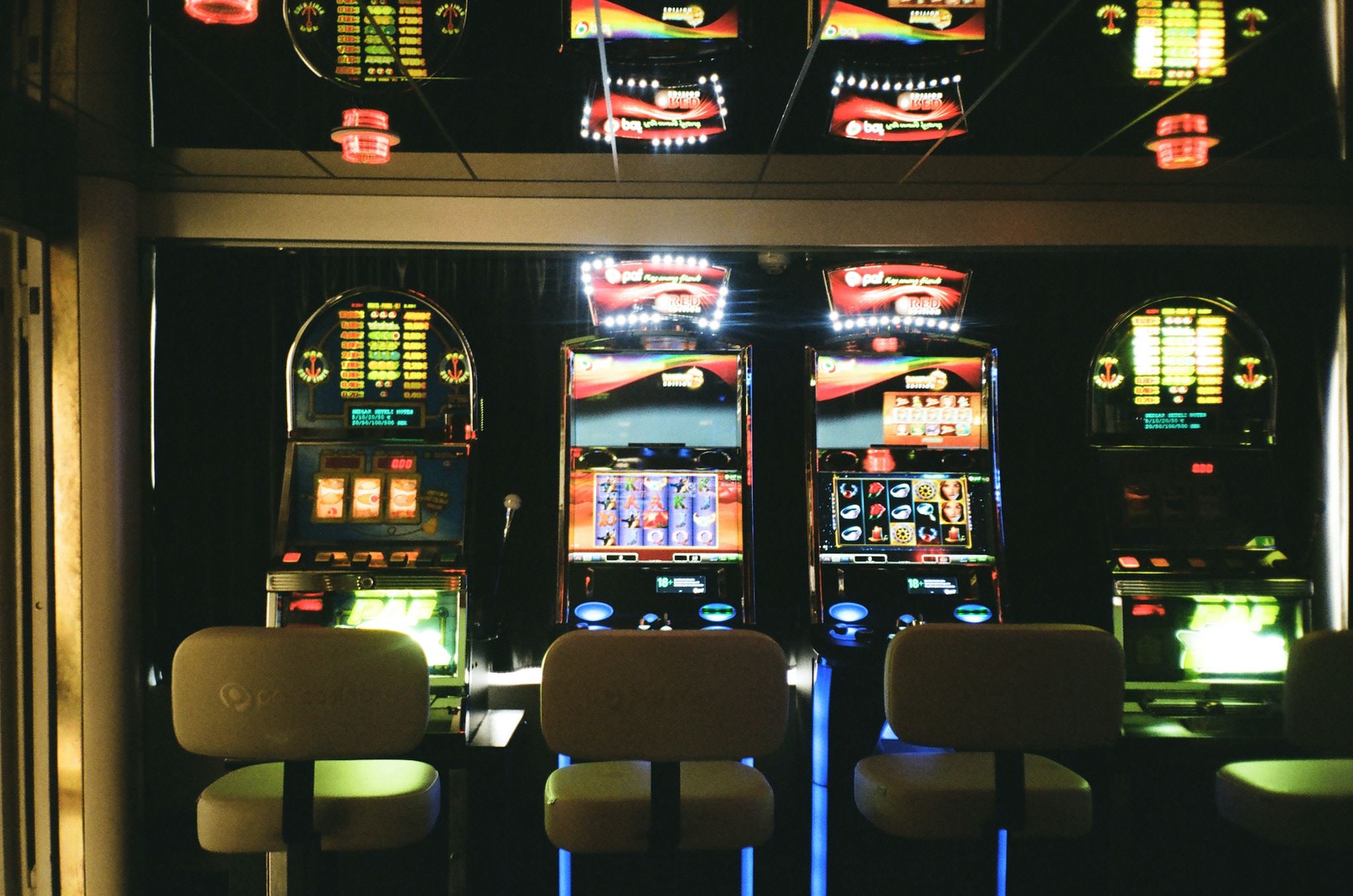 Cum au ajuns sloturile online să domine piața jocurilor de noroc din România