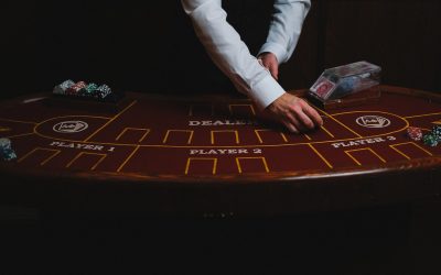 Vrei să lucrezi ca dealer în casino? Iată ce trebuie să știi!