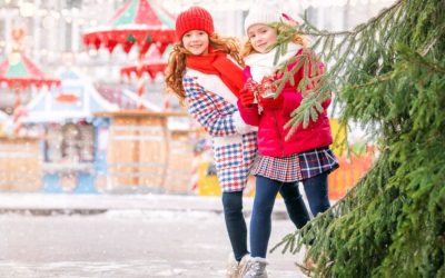 Ghidul Evenimentelor de Crăciun și Anul Nou în Cluj: O listă detaliată a evenimentelor, târgurilor de Crăciun, concertelor și petrecerilor de Revelion care au loc în oraș.